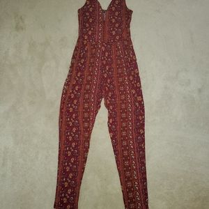 NWT Ambiance. Jumpsuit Size M. Burgundy. Paisley